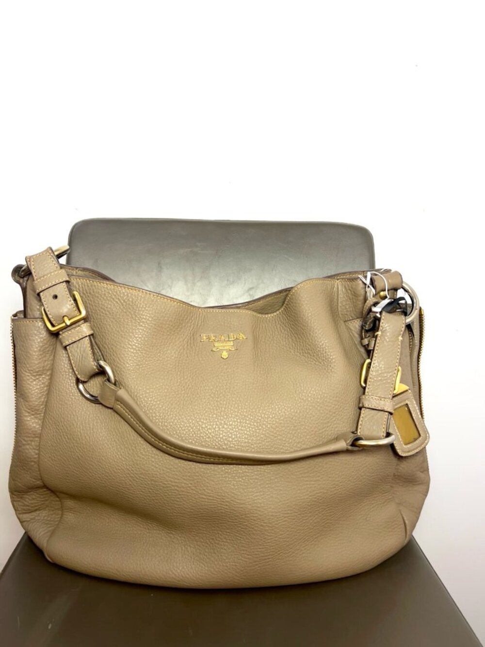 Prada Vitello Phenix Milk Tea Grained Calfskin Zip Hobo Shoulder Bag - Picture 7 of 9